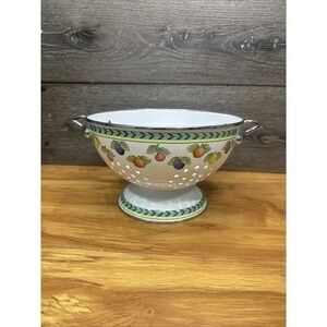 Villeroy & Boch Fruit Design Colander with Green Accents